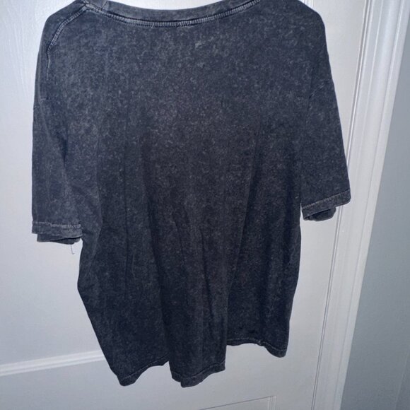 Charcoal Skull Design T Shirt - Men's Large - Local Barcelona Boutique Designer - Picture 3 of 3